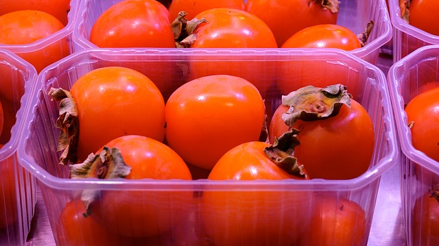「柿」は血圧を下げる成分の宝庫で疲労回復に効く ビタミンA ビタミンC もたっぷり